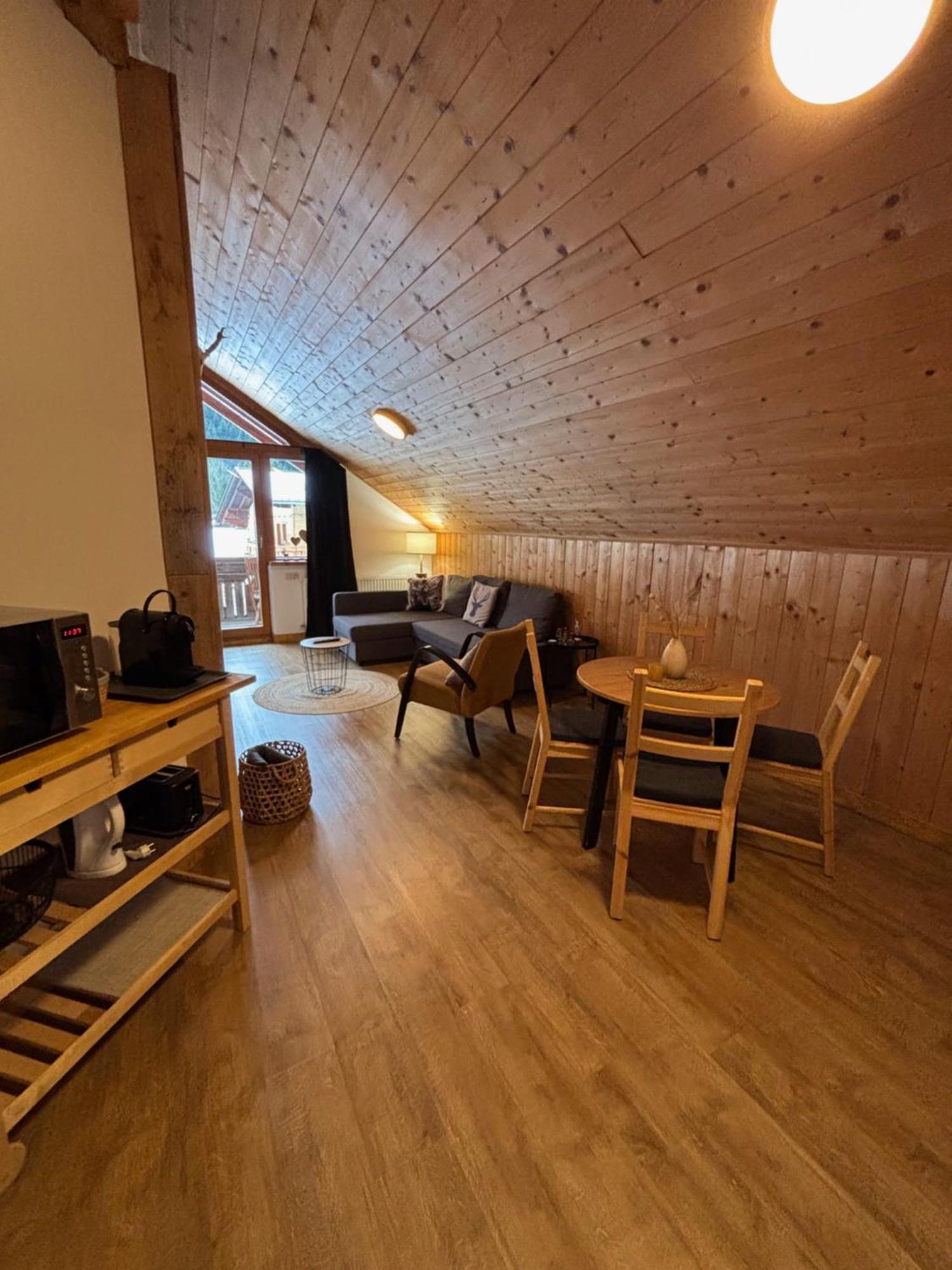 Alpenhaus Bichlbach 빌라 외부 사진